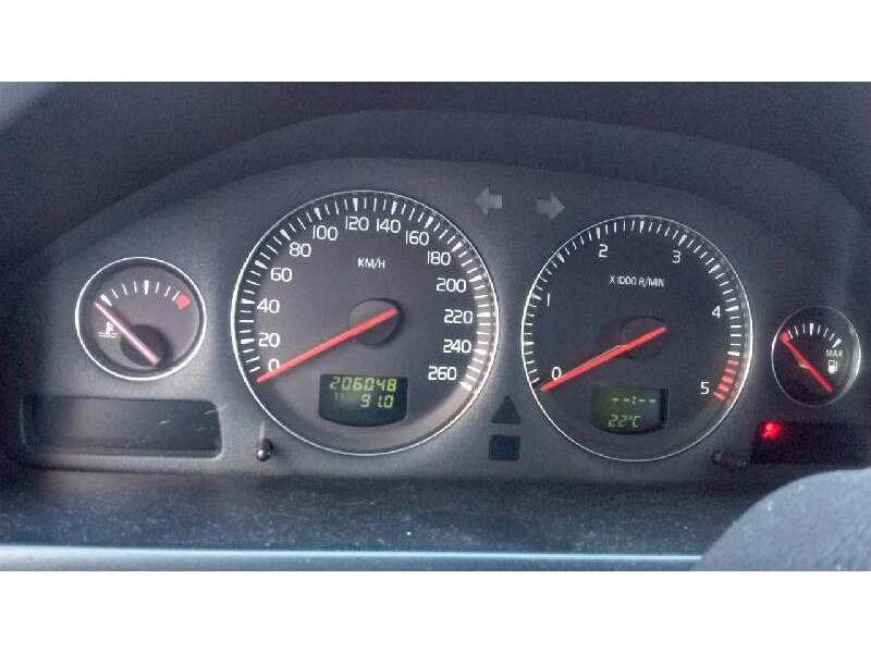 volvo xc90 del año 2004