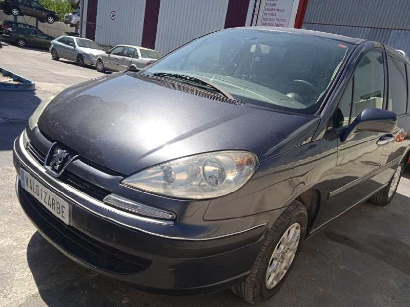 peugeot 807 del año 2005