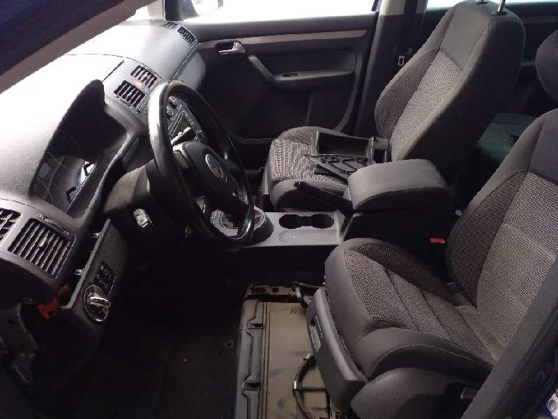 volkswagen touran (1t1) del año 2003