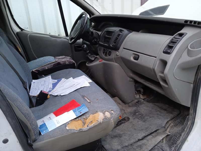 nissan primastar (x83) del año 2006