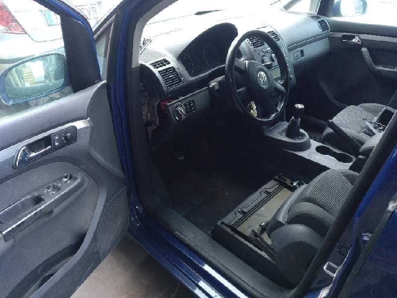 volkswagen touran (1t1) del año 2003
