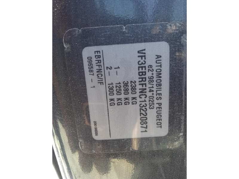 peugeot 807 del año 2005