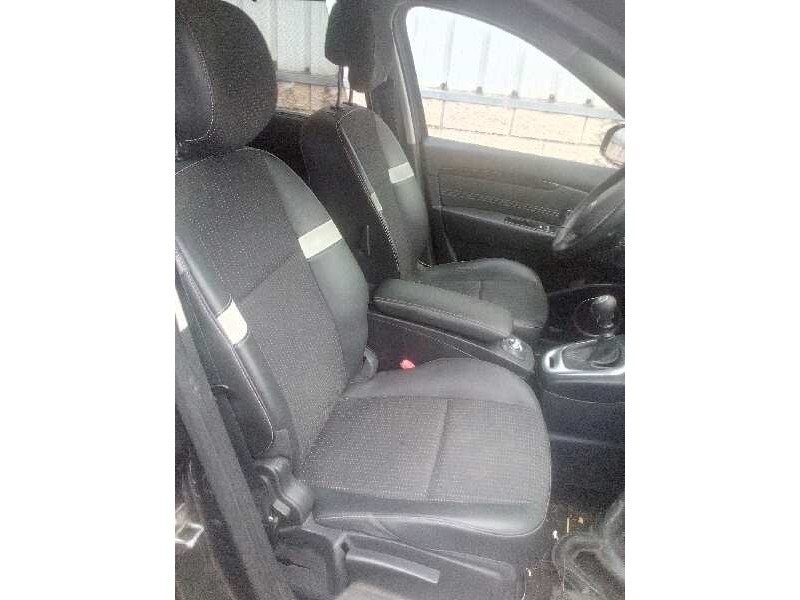 renault scenic iii del año 2011