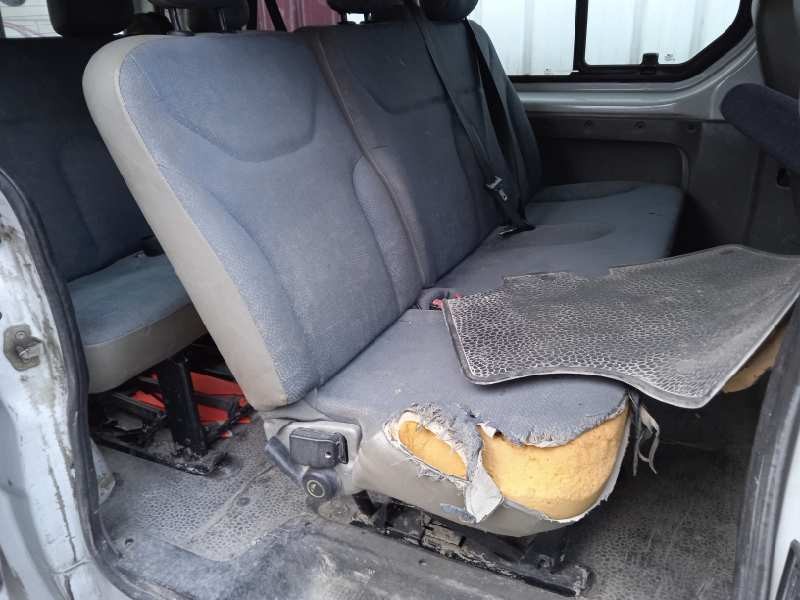 nissan primastar (x83) del año 2006