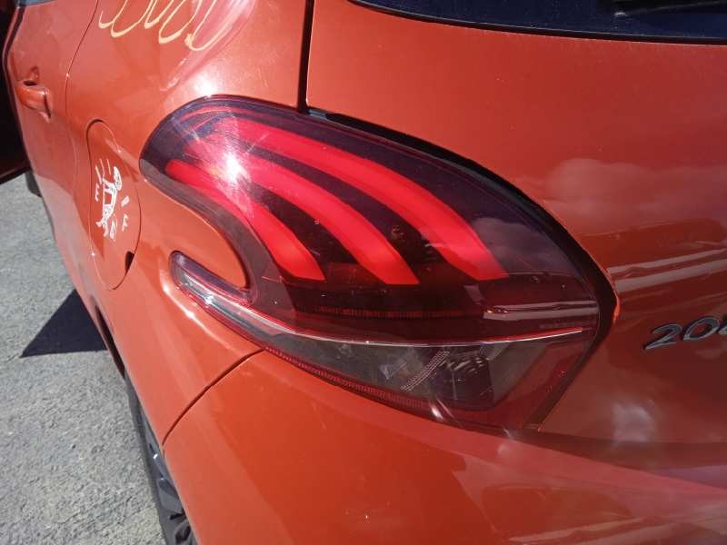 peugeot 208 del año 2018