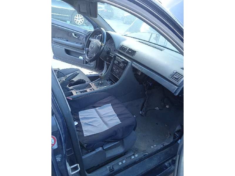 audi a4 berlina (8e) del año 2001