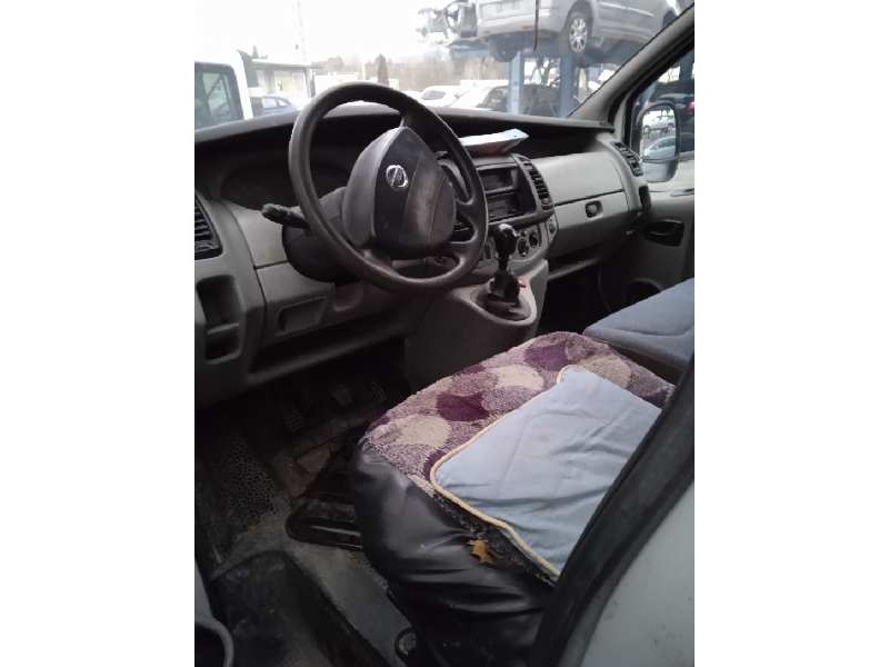 nissan primastar (x83) del año 2006