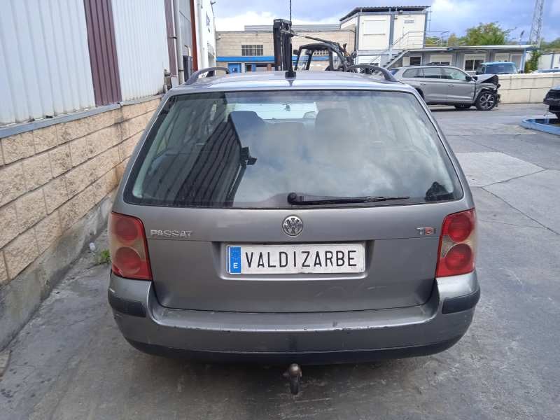 volkswagen passat variant (3b6) del año 2003