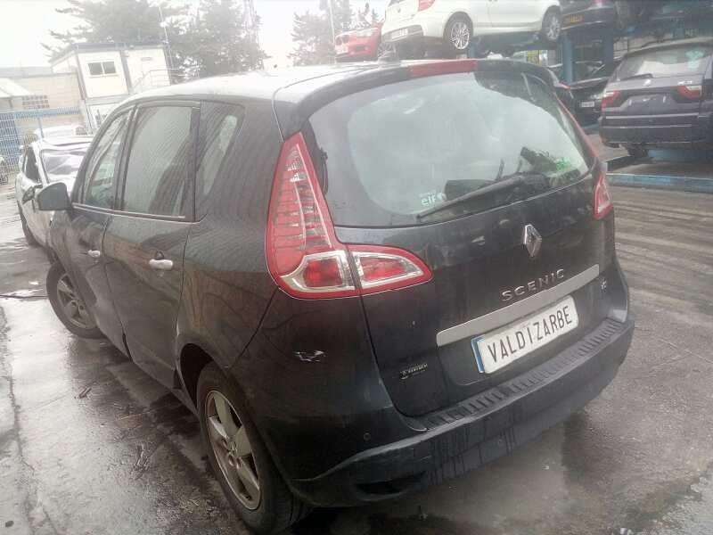 renault scenic iii del año 2011