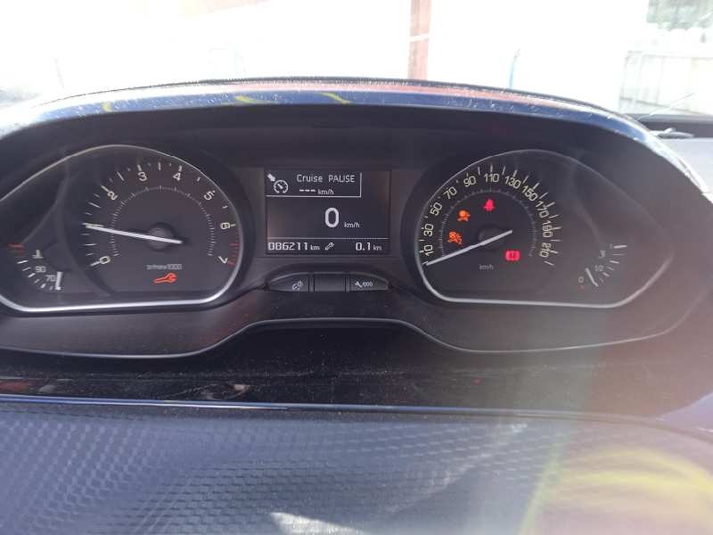 peugeot 208 del año 2018