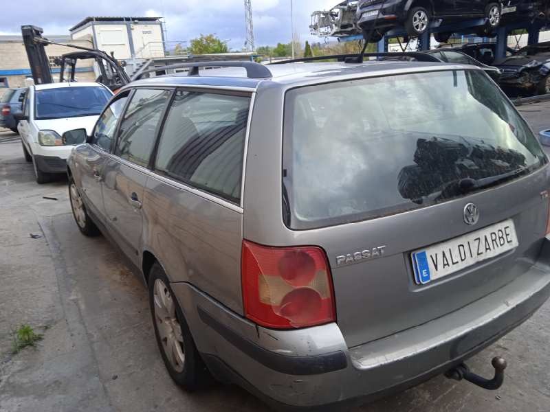 volkswagen passat variant (3b6) del año 2003