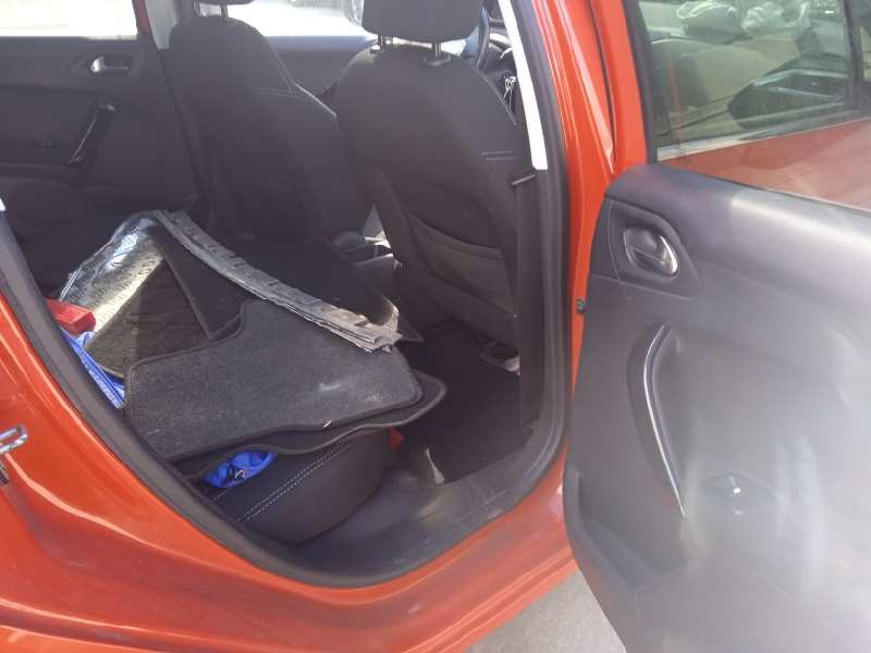 peugeot 208 del año 2018