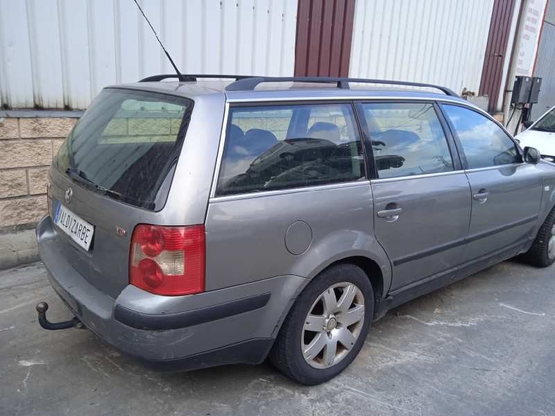 volkswagen passat variant (3b6) del año 2003