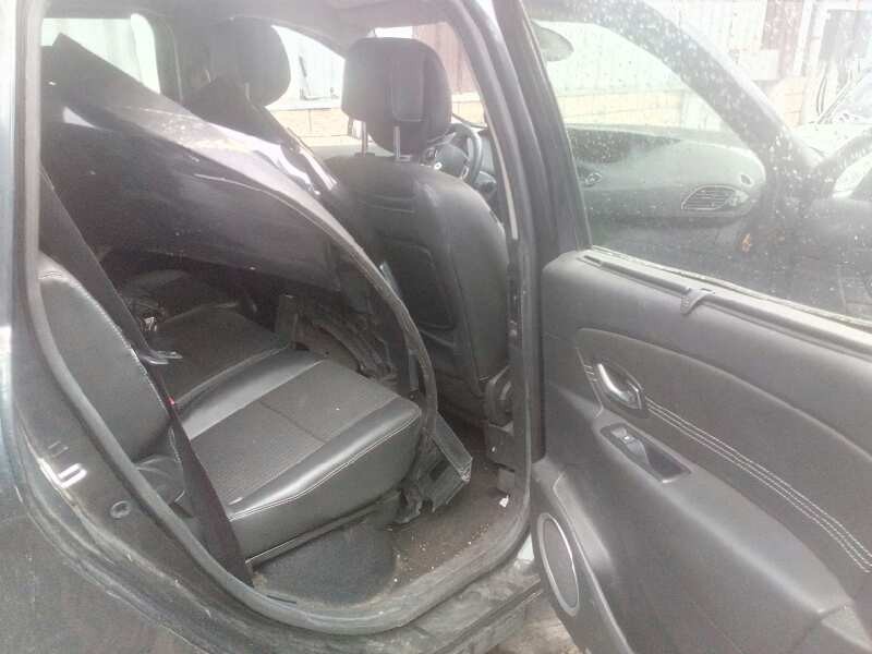 renault scenic iii del año 2011