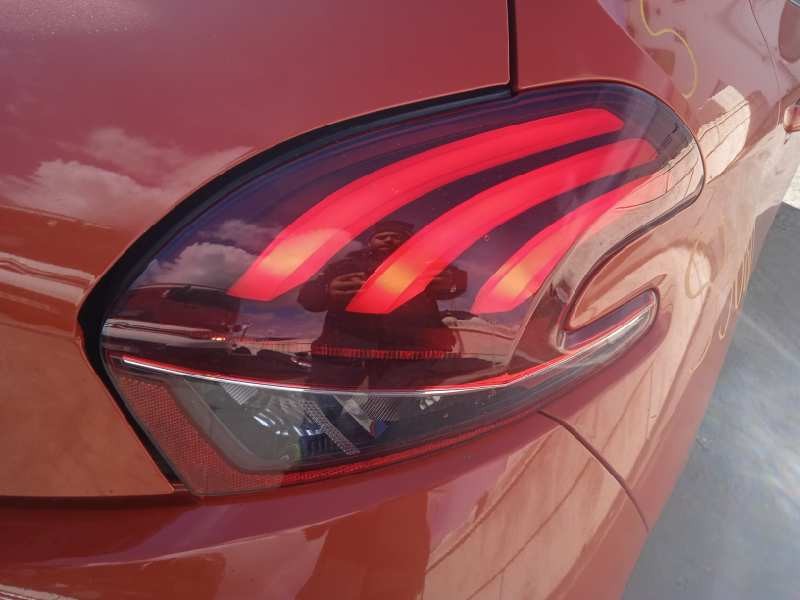 peugeot 208 del año 2018