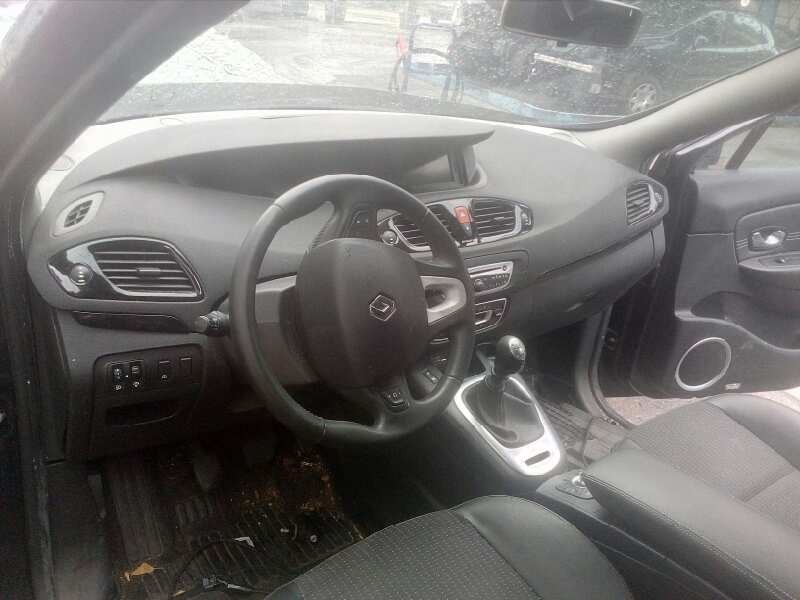 renault scenic iii del año 2011