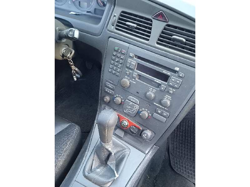 volvo v70 familiar del año 2003