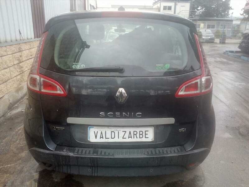 renault scenic iii del año 2011