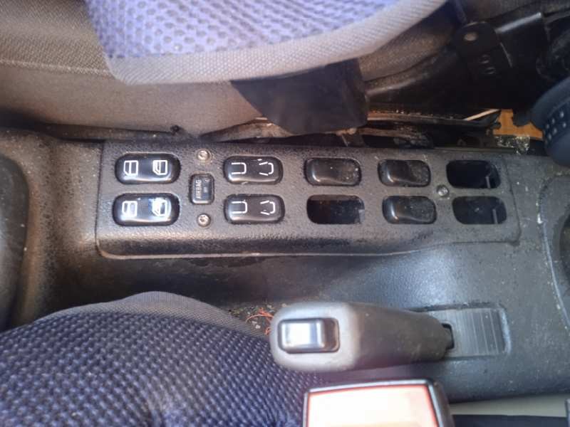 mercedes-benz vaneo (w414) furgoneta compacta del año 2004