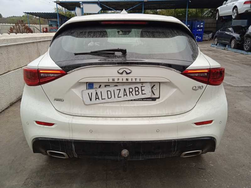 infiniti q30 del año 2017