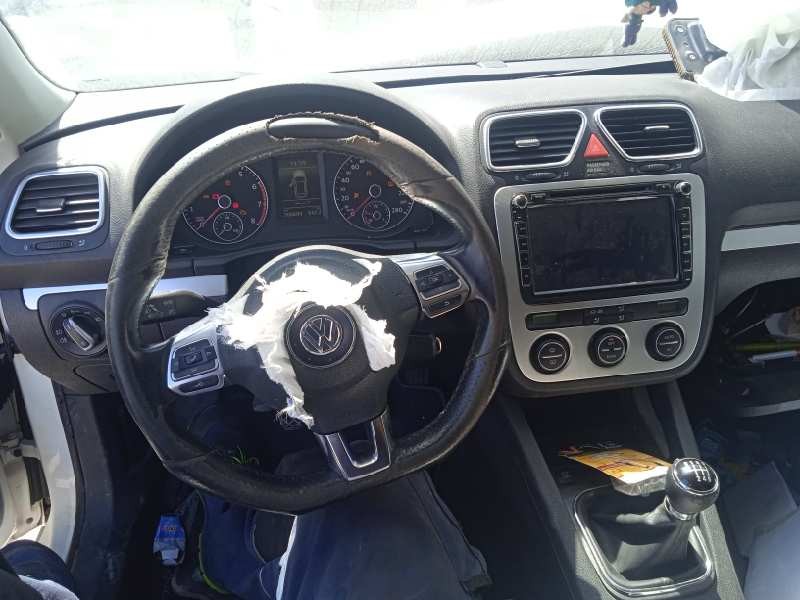 volkswagen scirocco (137) del año 2009