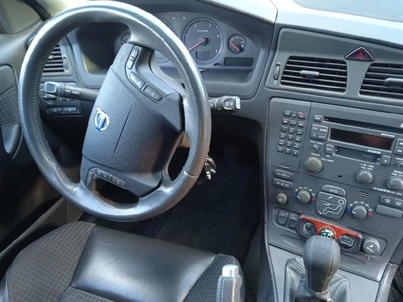 volvo v70 familiar del año 2003