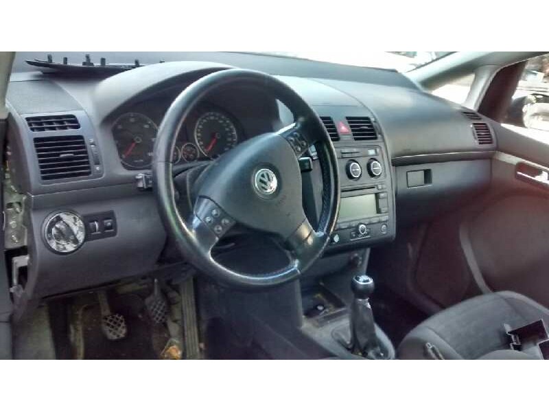 volkswagen touran (1t1) del año 2006