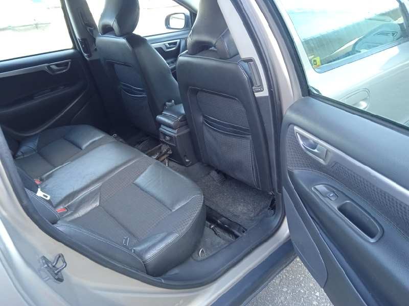 volvo v70 familiar del año 2003