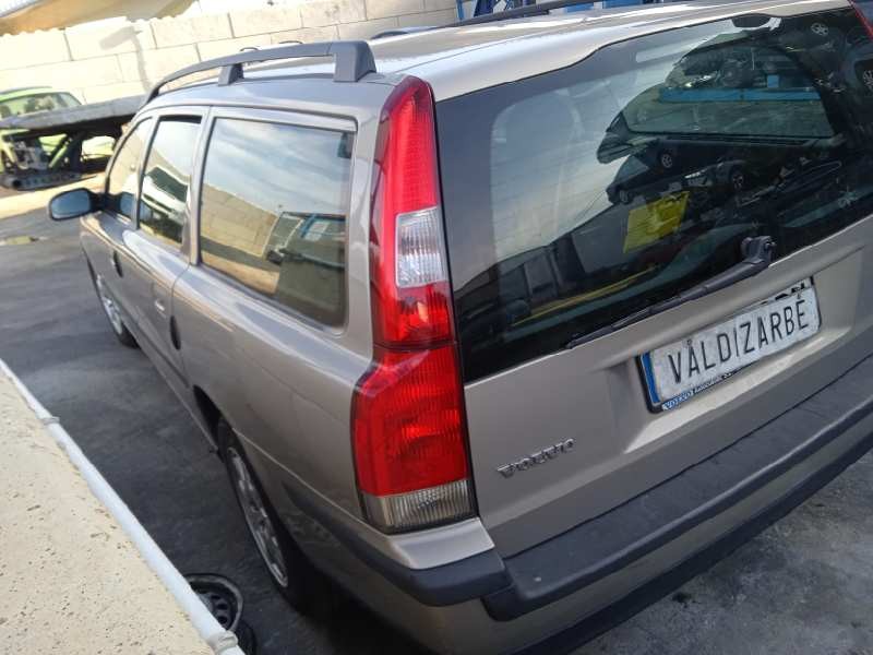 volvo v70 familiar del año 2003