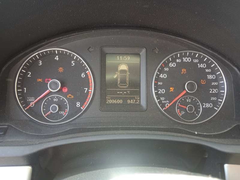 volkswagen scirocco (137) del año 2009