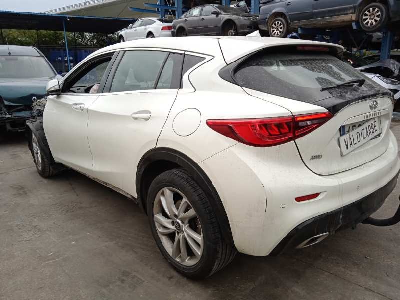 infiniti q30 del año 2017