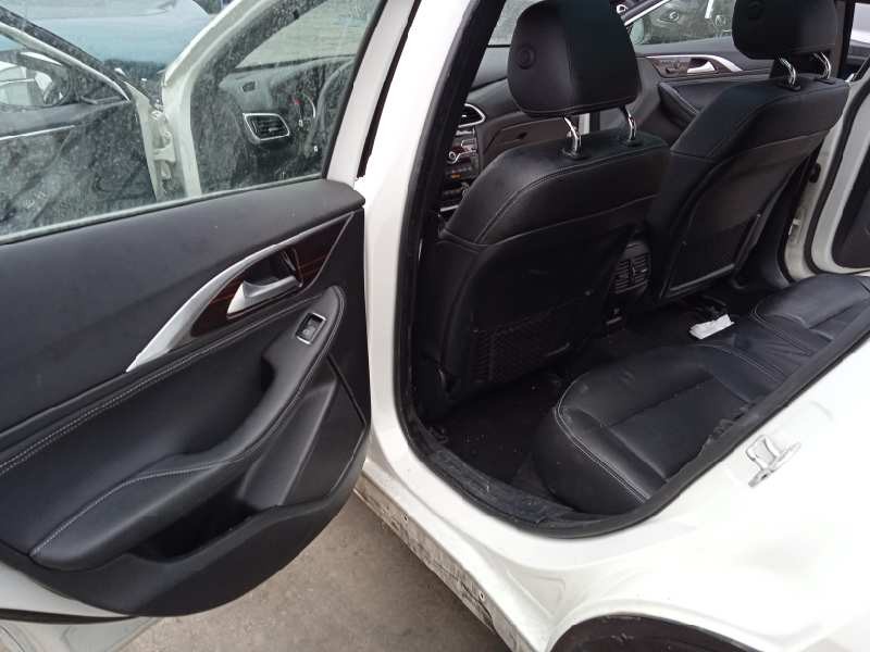 infiniti q30 del año 2017