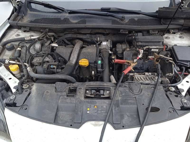 renault megane iii berlina 5 p del año 2011