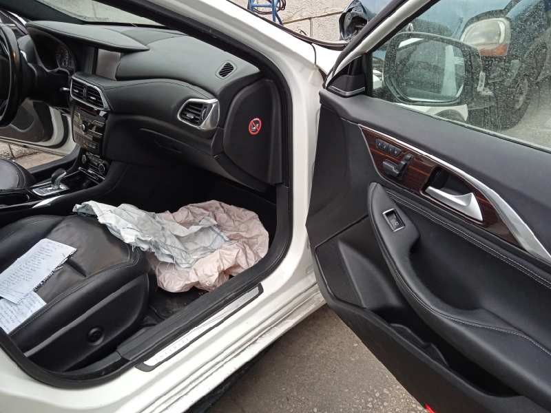 infiniti q30 del año 2017