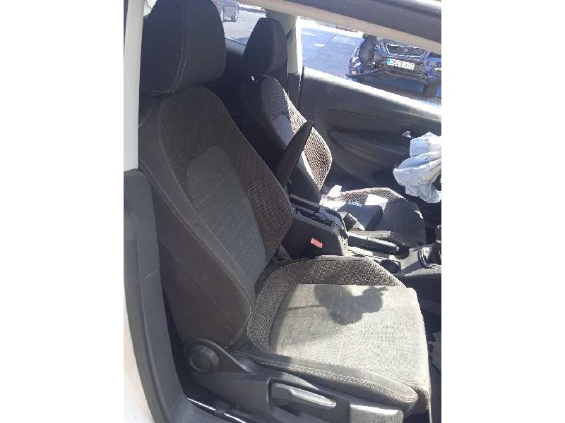 volkswagen scirocco (137) del año 2009