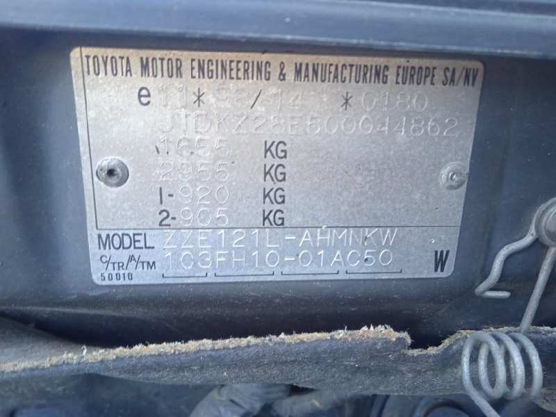 toyota corolla (e12) del año 2003