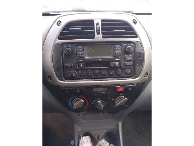 toyota rav 4 (a2) del año 2002