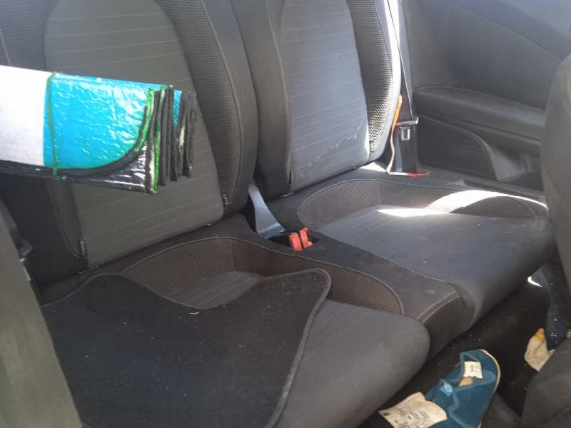 volkswagen scirocco (137) del año 2009