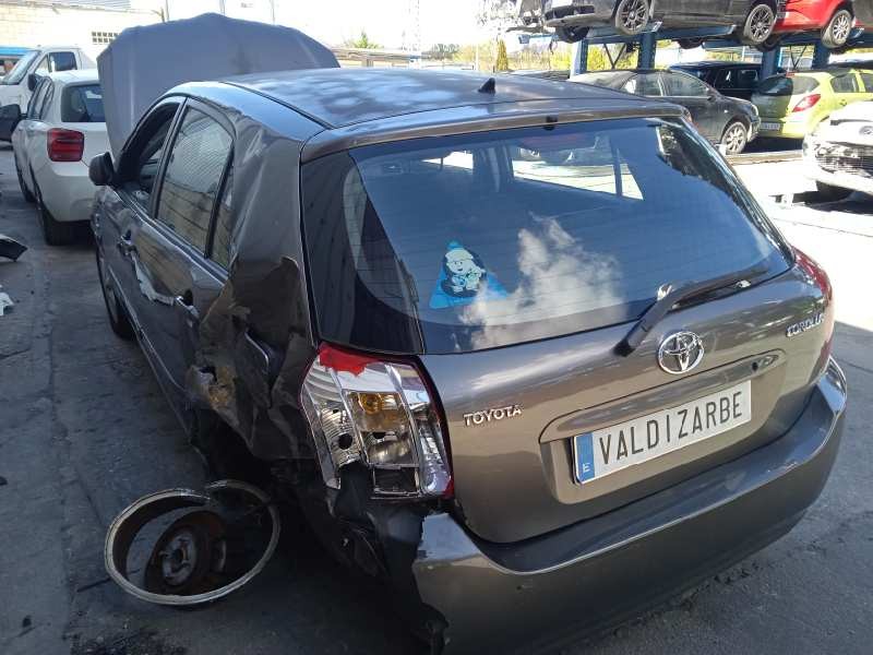 toyota corolla (e12) del año 2003