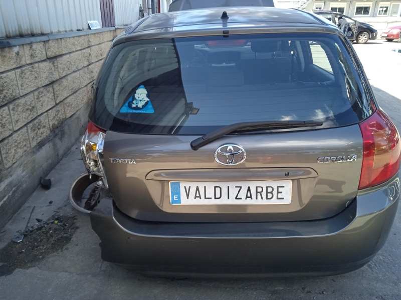 toyota corolla (e12) del año 2003