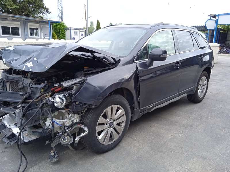 subaru legacy kombi/outback b14 del año 2016