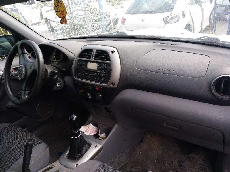 toyota rav 4 (a2) del año 2002