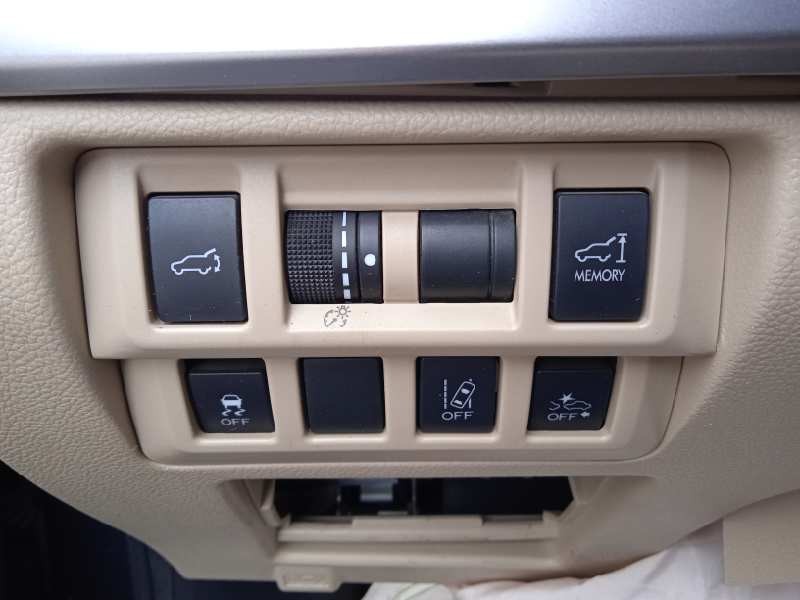 subaru legacy kombi/outback b14 del año 2016