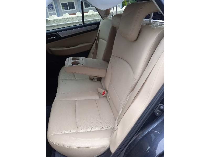 subaru legacy kombi/outback b14 del año 2016