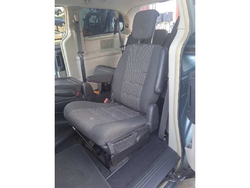 chrysler grand voyager del año 2009