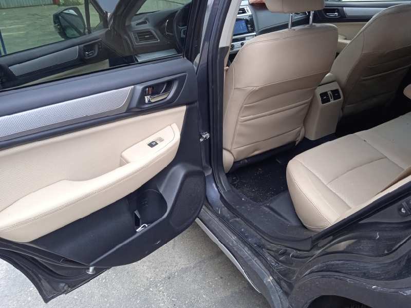 subaru legacy kombi/outback b14 del año 2016