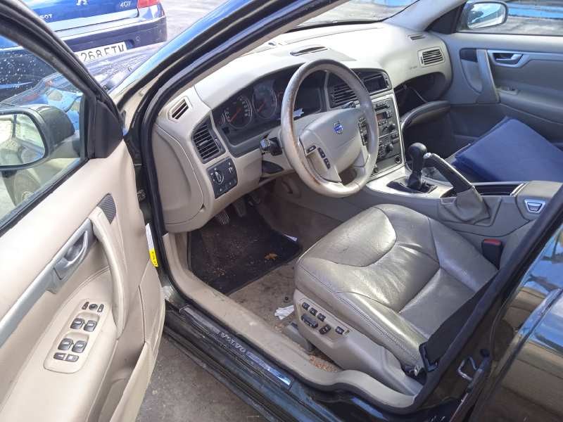 volvo v70 familiar del año 2006