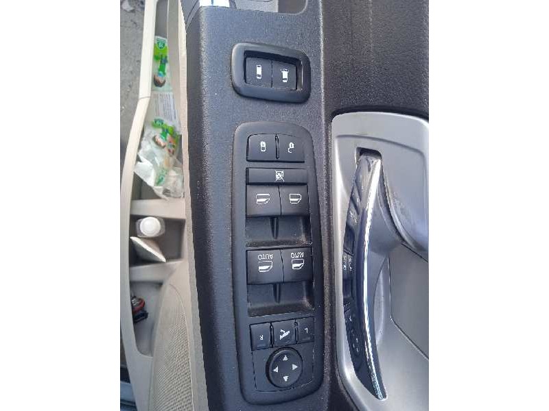 chrysler grand voyager del año 2009