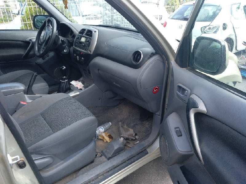 toyota rav 4 (a2) del año 2002