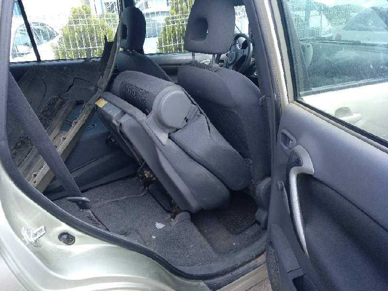 toyota rav 4 (a2) del año 2002